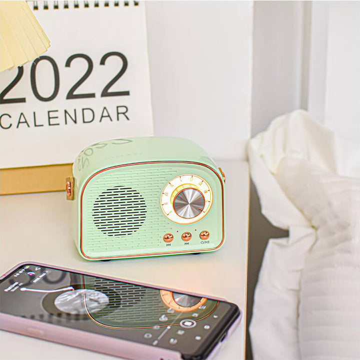 Retro Bluetooth Speaker | Vintage Radio Design with Handle